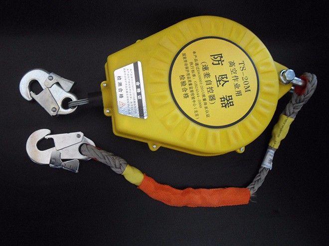 0.5噸6米工業(yè)防墜器.jpg 0.5噸6米工業(yè)防墜器.jpg